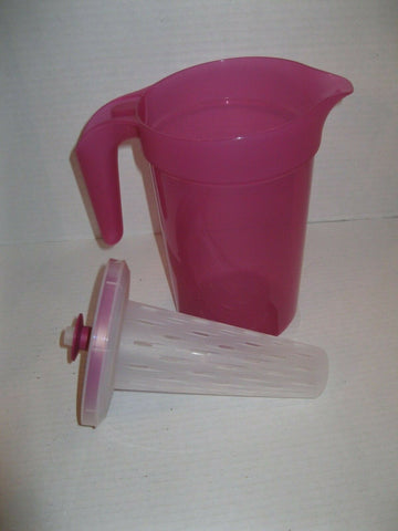 TUPPERWARE 2-qt ILLUMINA FUCHSIA KISS PINK REFRIGERATOR PITCHER W/ 3-PART PUSH BUTTON SEAL & INFUSION INSERT - Plastic Glass and Wax