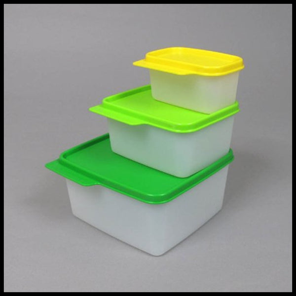 TUPPERWARE KEEP TABS 3-PIECE SQUARE NESTING STORAGE CONTAINERS w/ TABBED SEALS - Plastic Glass and Wax