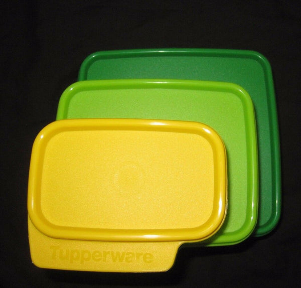 TUPPERWARE KEEP TABS 3-PIECE SQUARE NESTING STORAGE CONTAINERS w/ TABBED SEALS - Plastic Glass and Wax