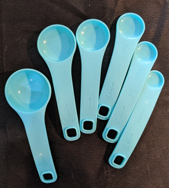 TUPPERWARE Set of 6 Prep Essentials Essential Measuring Spoons RAINDROP Blue