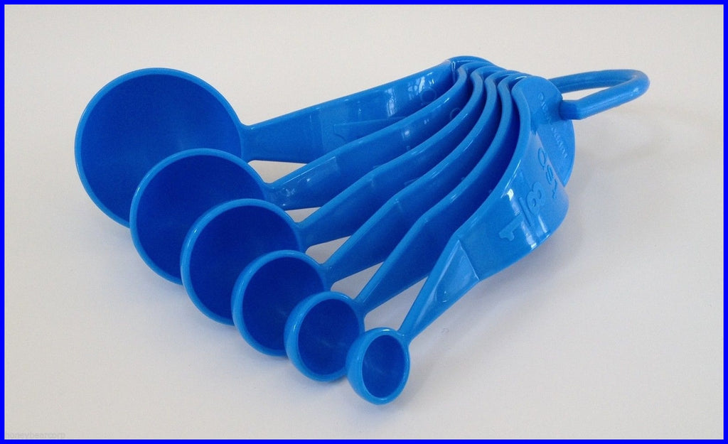 Tupperware SET / 2 MINI MAGNET MEASURE SPOONS 1 TBSP 1 TSP SPOON BLUE –  Plastic Glass and Wax ~ PGW