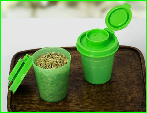 TUPPERWARE TUPPER MINI MIDGET SALT & PEPPER SHAKER SET LIME GREEN