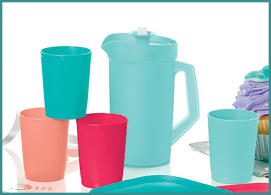 TUPPERWARE KID'S MINI 5-pc BEVERAGE SERVE-IT SET w/ PITCHER & TUMBLERS ...
