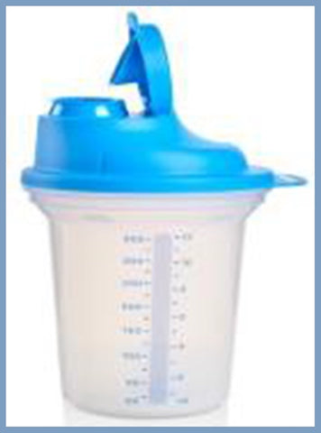 TUPPERWARE 10-oz ALL IN ONE MINI QUICK SHAKE MEASURE STORE BLEND & POUR MIXER - Plastic Glass and Wax