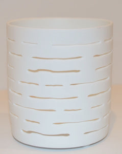 YANKEE PAPER PUNCH WEAVE ROUND PORCELAIN WHITE TEALIGHT CANDLE HOLDER