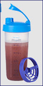 TUPPERWARE 2.5-C QUICK SHAKE CONTAINER MEASURE STORE POUR MIXING BLENDING SHAKER BLUE - Plastic Glass and Wax