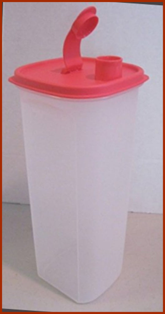 Tupperware 2-QT SLIM LINE TALL SQUARE ROUND REFRIGERATOR PITCHER