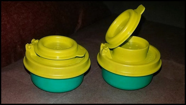 TUPPERWARE MINI SMIDGET SALT & PEPPER SHAKER SET SILVER w/ RED FLIP TOP SHAKERS - Plastic Glass and Wax ~ PGW