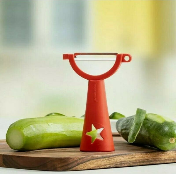 TUPPERWARE PREP ESSENTIALS UNIVERSAL STAINLESS STEEL PEELER RED STAR HANDLE - Plastic Glass and Wax ~ PGW