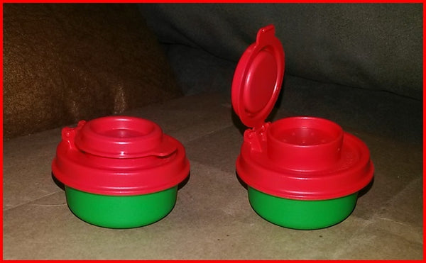 TUPPERWARE MINI SMIDGET SALT & PEPPER SHAKER SET SILVER w/ RED FLIP TOP SHAKERS - Plastic Glass and Wax ~ PGW