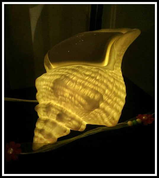 PartyLite Electric ScentGlow Glo Scent Plus Wax Aroma Melts Warmer Conch Sea Shell Seashell - Plastic Glass and Wax ~ PGW