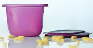 Tupperware Microwave LARGE 3-QT Round PASTA Maker / Cooker in RHUBARB PURPLE - Plastic Glass and Wax