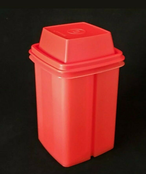 TUPPERWARE 3-Pc SMALL Pick-A-Deli 5-cup Refrigerator Pickle Celery Container Strainer RED - Plastic Glass and Wax