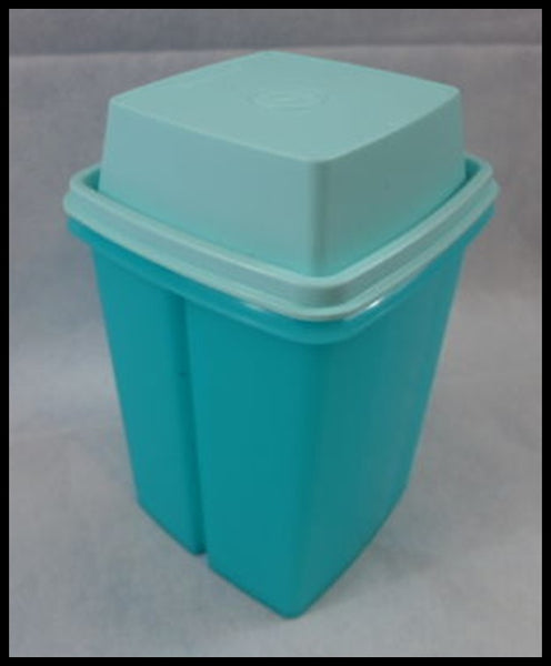 TUPPERWARE 3-Pc Pick-A-Deli 8.5-cup Refrigerator Pickle Celery Container Strainer Bold n Blue