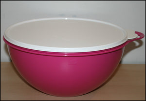 Vintage Tupperware Large White 32 Cup Thatsa Mixing Bowl with Blue Lid